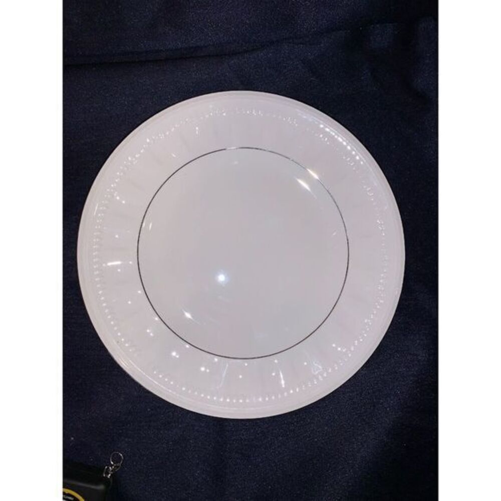 Wedgwood COLOSSEUM PLATINUM Salad Plate‎ 8" Made In UK